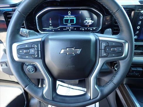 Used 2025 Chevrolet Silverado 1500 LT Trail Boss w/ Protection Package AWD/4WD image 12