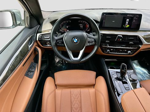 Certified 2023 BMW 540i w/ Convenience Package RWD image 21