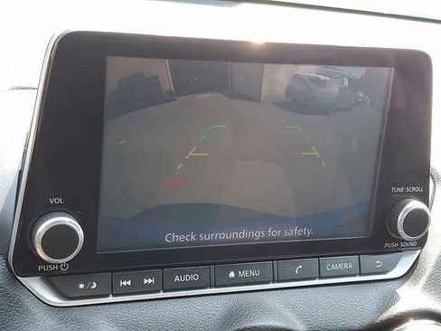 Used 2021 Nissan Sentra SV w/ Trunk Package image 18