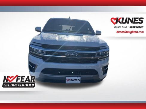 Used 2024 Ford Expedition Limited image 5