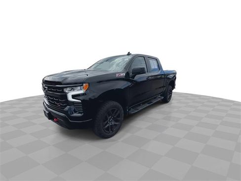 Used 2022 Chevrolet Silverado 1500 LT Trail Boss w/ Protection Package image 4