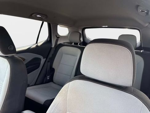 Used 2020 GMC Terrain SLE w/ Driver Convenience Package FWD image 17