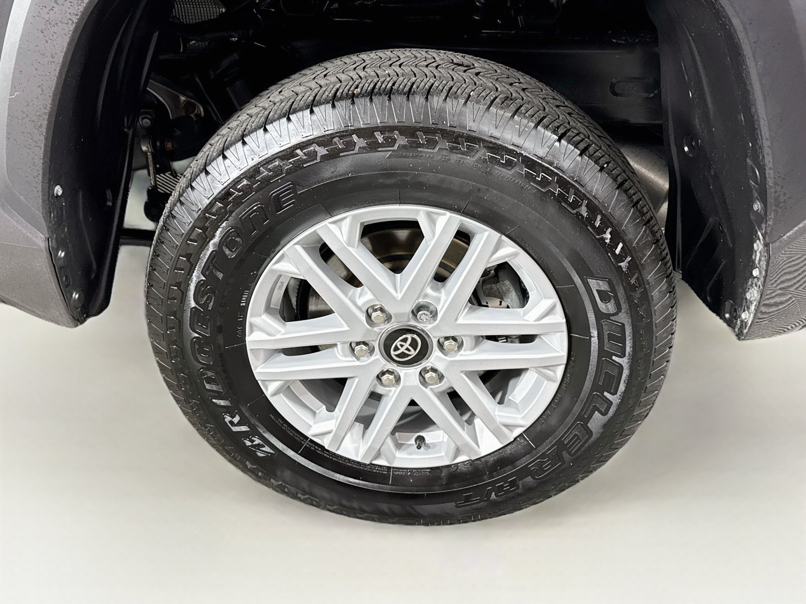 Used 2026 Toyota Tundra SR5 w/ SR5 Premium Package AWD/4WD image 24