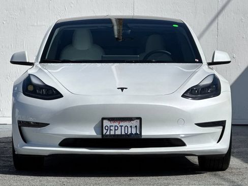 Used 2023 Tesla Model 3 Standard Range RWD image 8