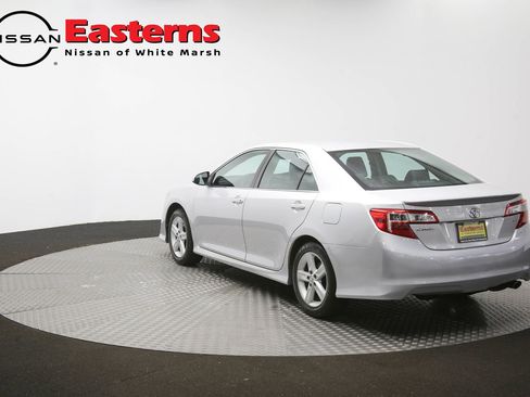 Used 2014 Toyota Camry SE FWD image 64