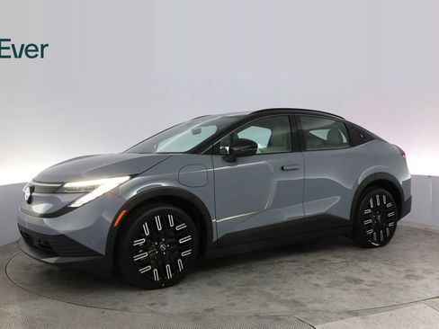 Used 2026 Nissan Leaf Platinum+ w/ Floor Mat Package (Platinum+) FWD image 18