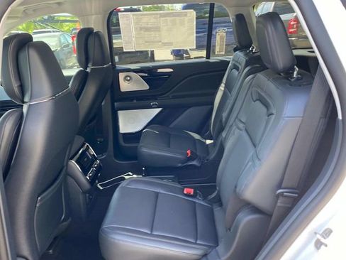 New 2026 Lincoln Aviator Reserve AWD/4WD image 7