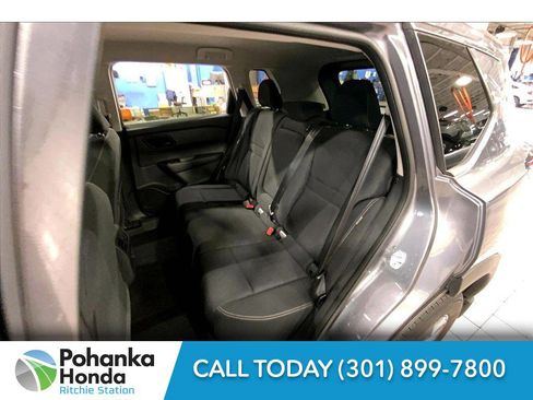 Used 2024 Nissan Rogue S image 19