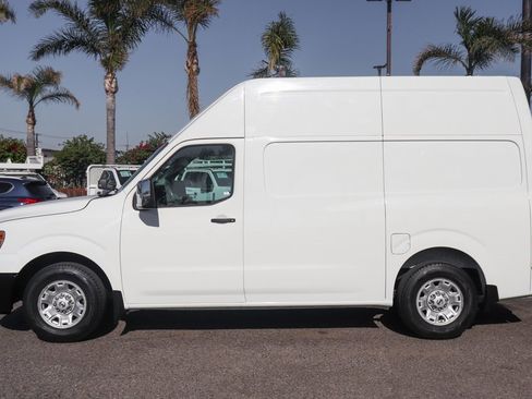 Used 2018 Nissan NV 2500 SV w/ Navigation Package image 5