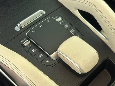 Certified 2024 Mercedes-Benz GLE 450 4MATIC image 33