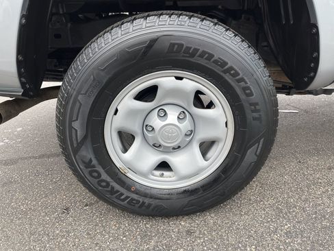 Used 2021 Toyota Tacoma SR image 11