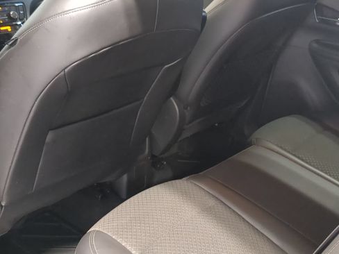 Used 2019 Buick Encore Preferred AWD/4WD image 22