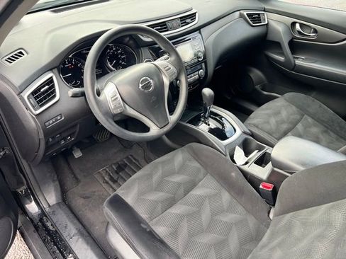 Used 2014 Nissan Rogue SV image 13