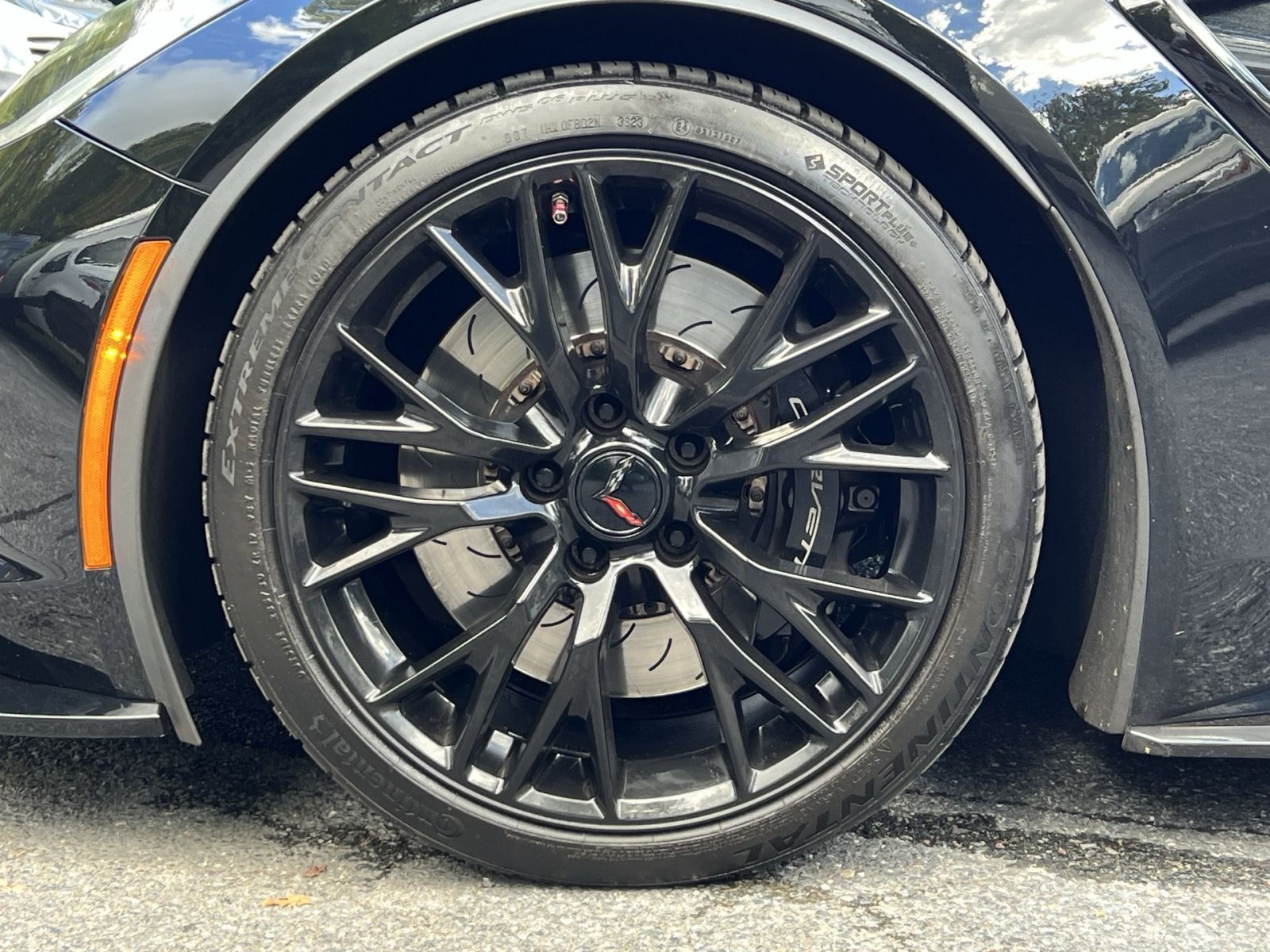 Used 2018 Chevrolet Corvette Grand Sport RWD image 17