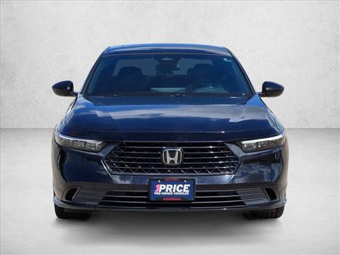 Used 2023 Honda Accord Sport image 2