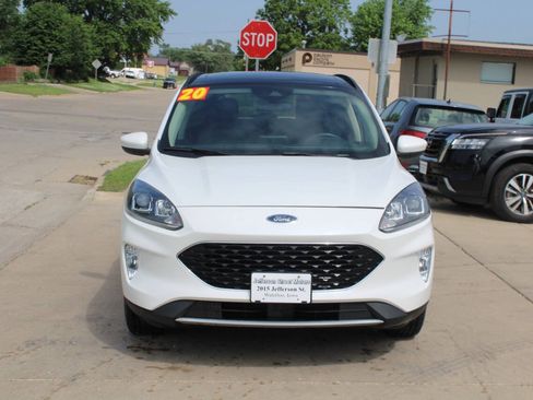 Used 2020 Ford Escape SEL AWD/4WD image 3
