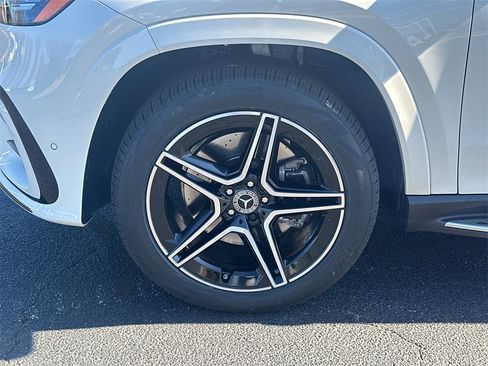Certified 2024 Mercedes-Benz GLS 450 4MATIC image 12