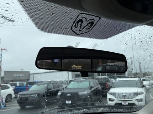 Used 2009 Dodge Ram 2500 Truck SLT w/ Trailer Tow Group image 24