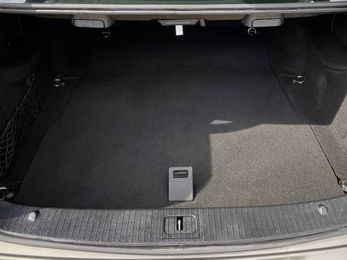 Used 2011 Mercedes-Benz E 350 4MATIC Sedan w/ Premium 1 Pkg image 12