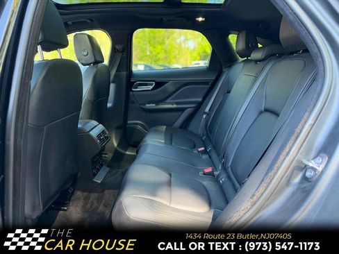 Used 2017 Jaguar F-PACE Premium AWD/4WD image 17
