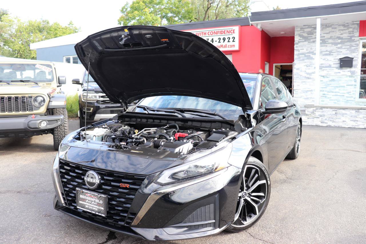 Used 2024 Nissan Altima 2.5 SR w/ SR Premium Package FWD image 51
