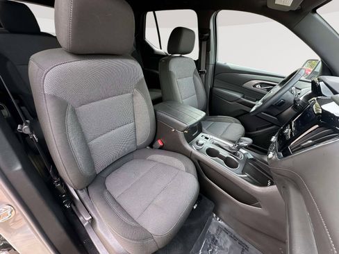 Used 2023 Chevrolet Traverse LT FWD image 28