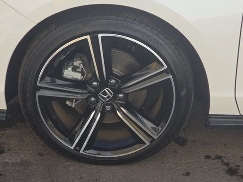 Used 2024 Honda Accord Sport image 24