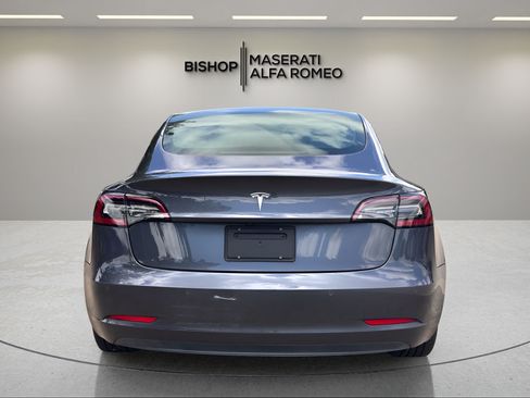 Used 2021 Tesla Model 3 RWD image 4