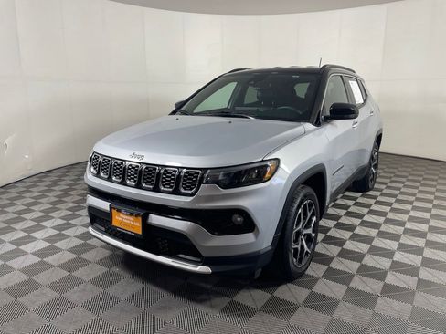 Certified 2025 Jeep Compass Limited AWD/4WD image 7