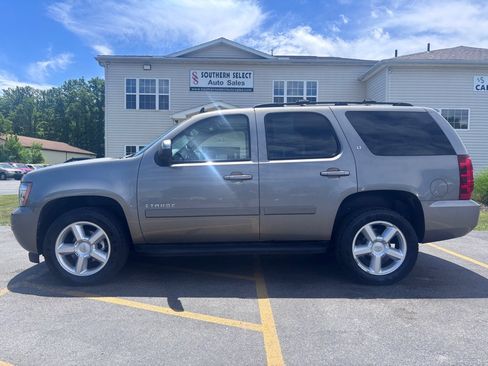 Used 2008 Chevrolet Tahoe LT w/ LT Preferred Equipment Group AWD/4WD image 1