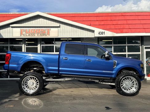 Used 2022 Ford F250 Platinum image 15