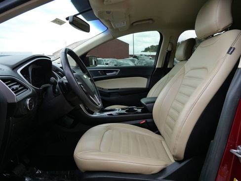 Certified 2018 Ford Edge SEL w/ Equipment Group 201A FWD image 7