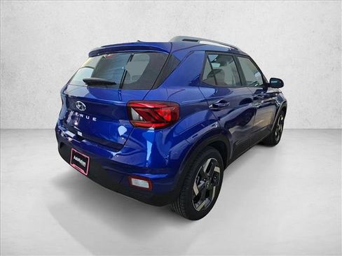 New 2026 Hyundai Venue SEL image 2