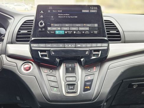 Used 2025 Honda Odyssey Sport-L image 22