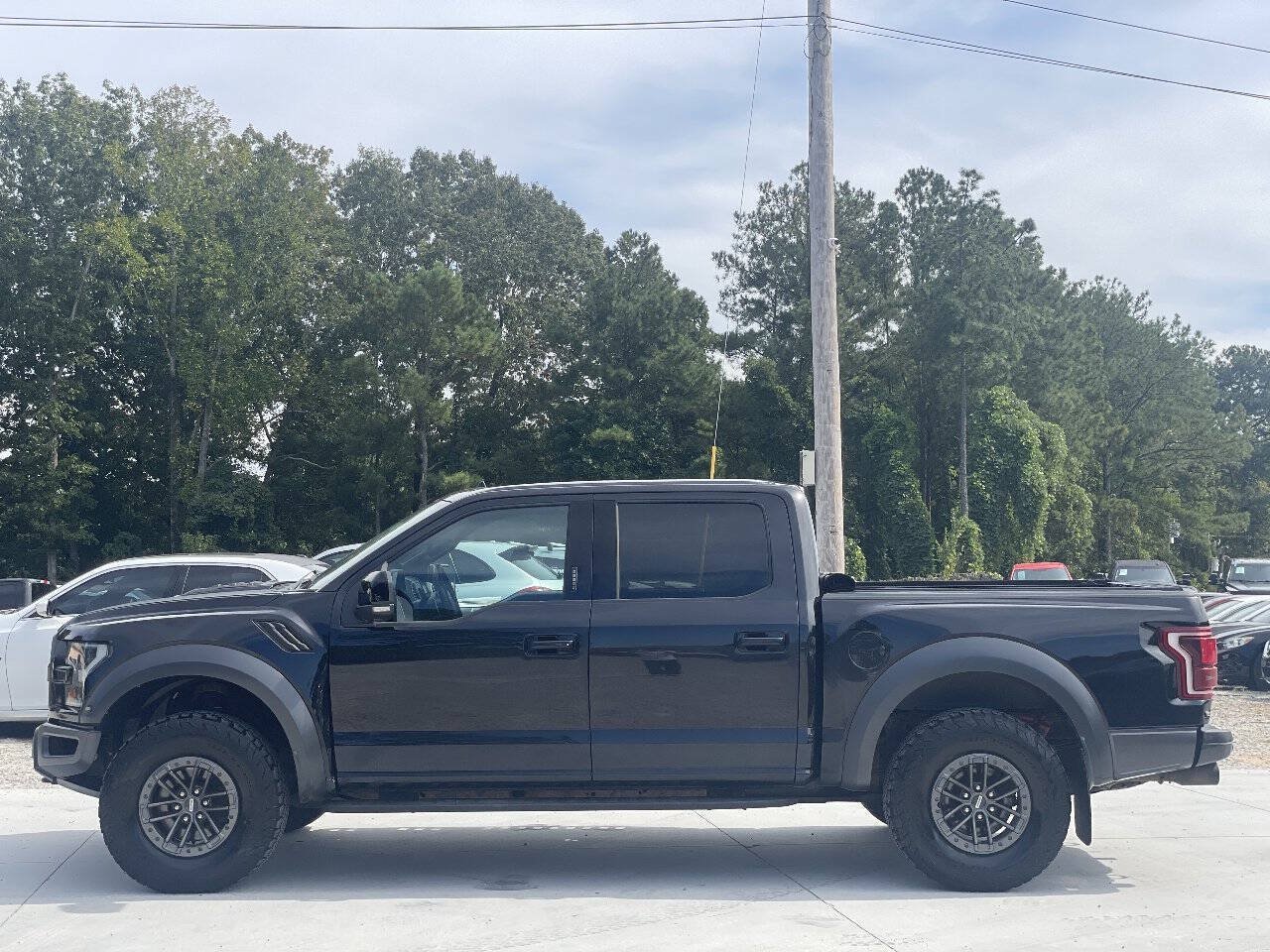 Used 2019 Ford F150 Raptor w/ Equipment Group 802A Luxury AWD/4WD image 4