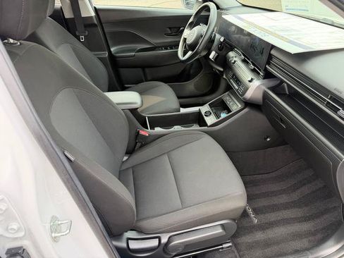Used 2024 Hyundai Kona SEL w/ Convenience Package AWD/4WD image 15