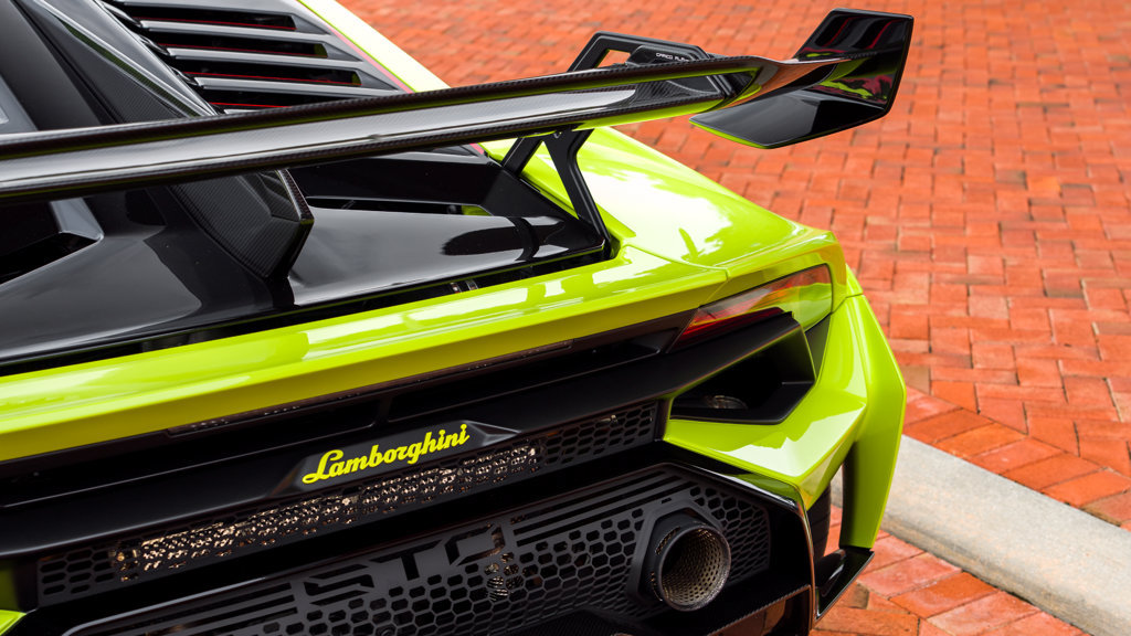 Used 2022 Lamborghini Huracan STO RWD image 33