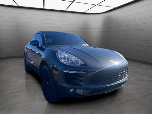 Used 2017 Porsche Macan S image 7