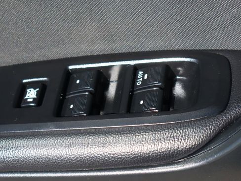 Used 2023 Ford Ranger XLT w/ Equipment Group 301A Mid AWD/4WD image 19