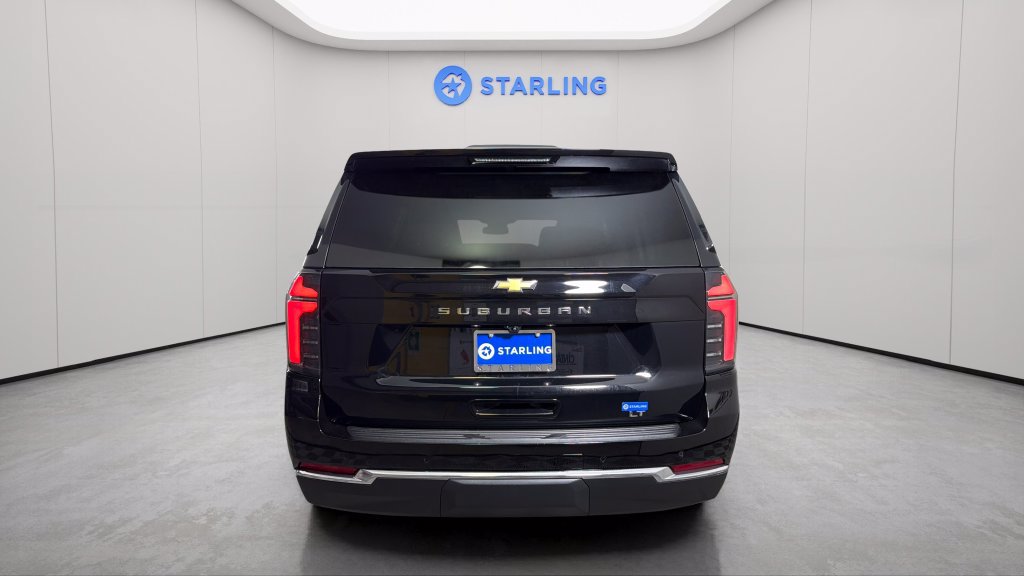 Certified 2026 Chevrolet Suburban LT w/ Comfort Package AWD/4WD image 8
