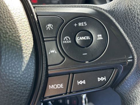 Used 2023 Toyota Corolla LE image 32