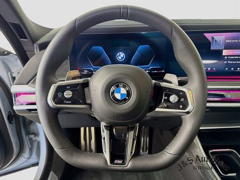 Used 2023 BMW 760i xDrive w/ Executive Package AWD/4WD image 12