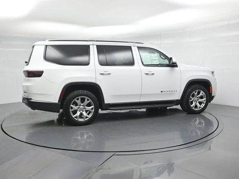 Used 2022 Jeep Wagoneer Series II image 26