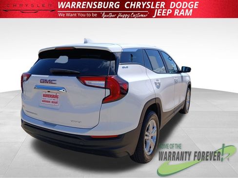 Used 2024 GMC Terrain SLE AWD/4WD image 4