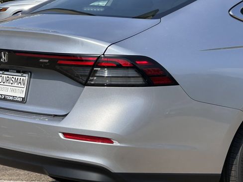 New 2025 Honda Accord LX image 4