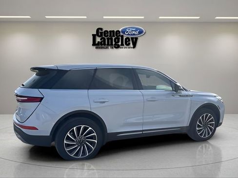 Used 2025 Lincoln Corsair Reserve AWD/4WD image 15