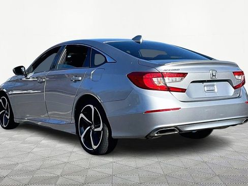 Used 2018 Honda Accord Sport image 5