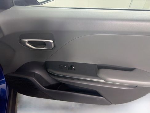 Used 2025 Kia K4 FWD image 30