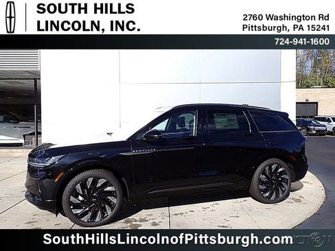 New 2026 Lincoln Nautilus Reserve w/ Jet Appearance Package image 1