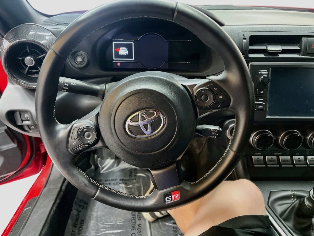 Used 2024 Toyota GR86 RWD image 11